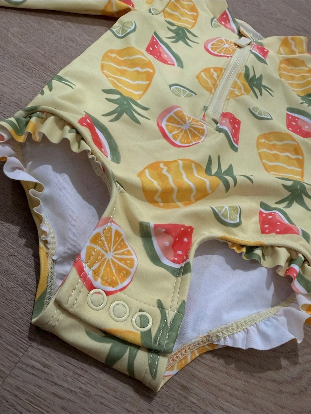 NWOT Carter’s Long-Sleeve Fruit-Print Kids Rashguard Swimsuit - 9M